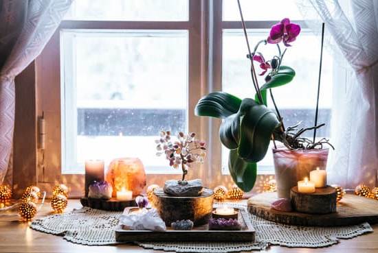 Come Posizionare Il Letto Secondo Il Feng Shui 1 Scopri come posizionare il letto secondo il Feng Shui per migliorare il sonno e l'armonia