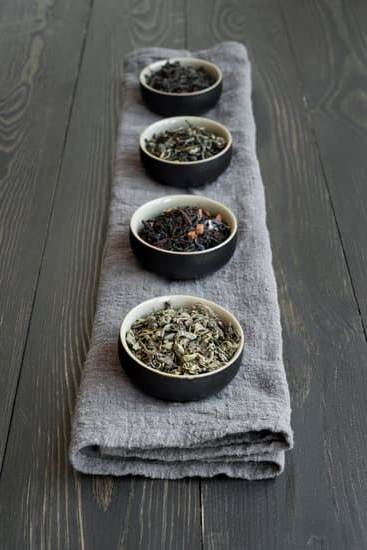 Architettura Feng Shui Metallo Fuoco Acqua.Legno Terra 1 Suggerimento 1: Combinare l'architettura Feng Shui con l'uso equilibrato dei cinque elementi per un ambiente armonioso