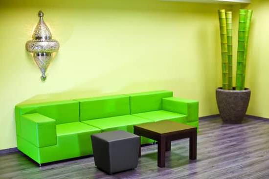 Cosa Mettere a Sud Ovest Secondo Il Feng Shui 1 Suggerimento 1: Posiziona una fontana o un dipinto di paesaggio a sud-ovest secondo il Feng Shui