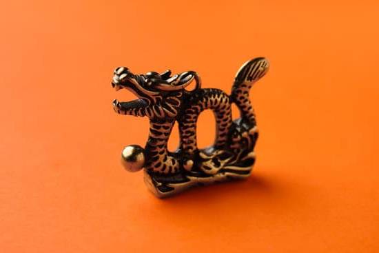 Feng Shui Direzione 1 Massimizza l'energia positiva con il corretto orientamento dei mobili secondo il FENG SHUI DIREZIONE