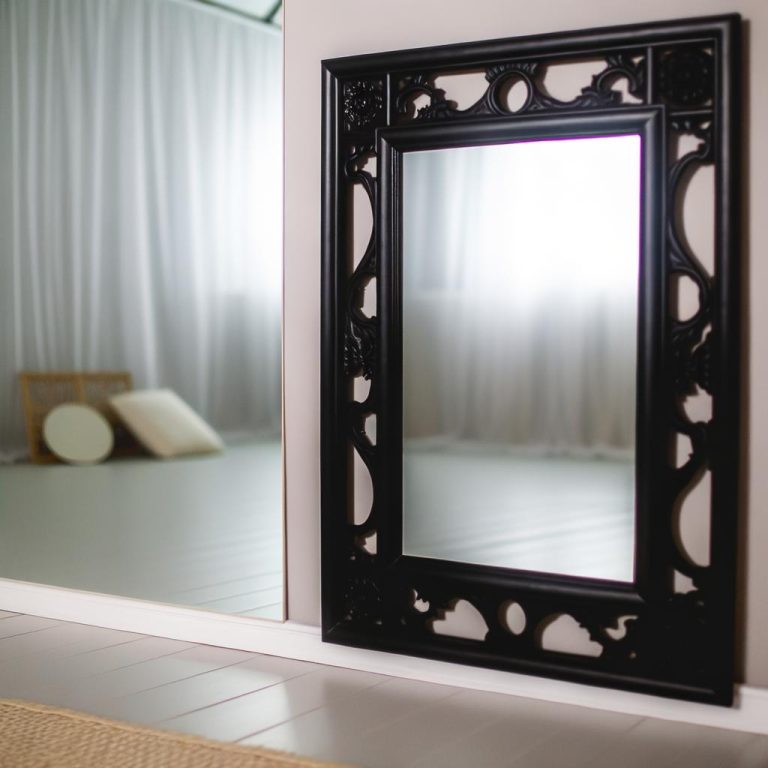 scopri il potere del specchio scuro nella tua casa